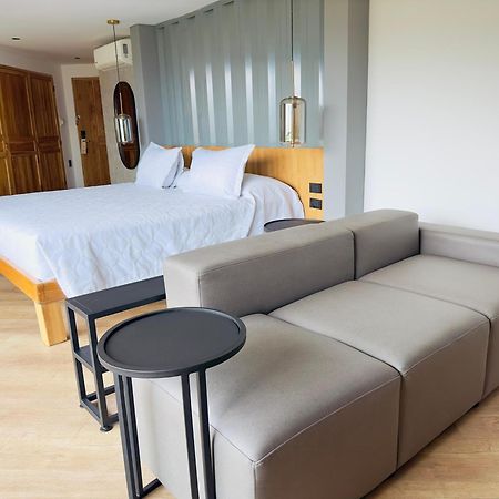 Hotel Casa Victoria 메딜린 외부 사진
