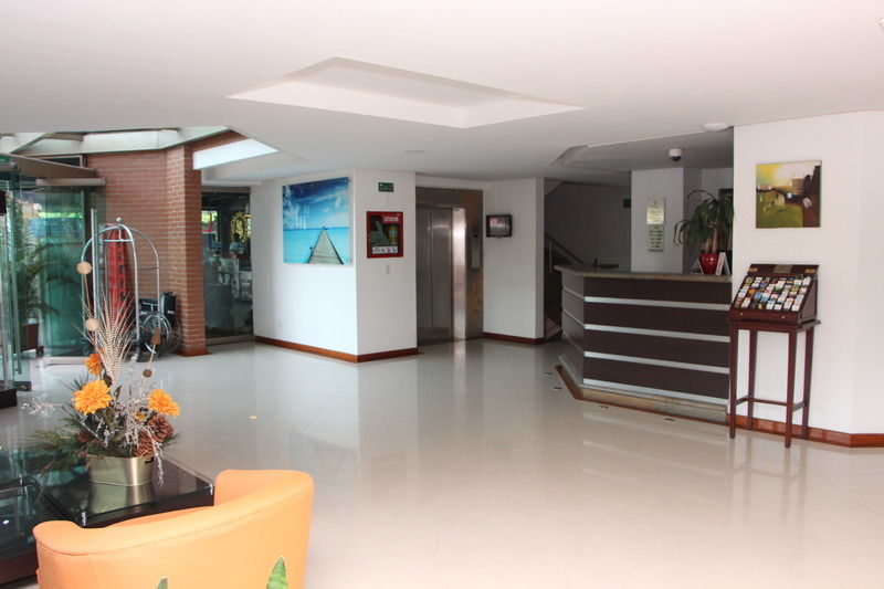 Hotel Casa Victoria 메딜린 외부 사진